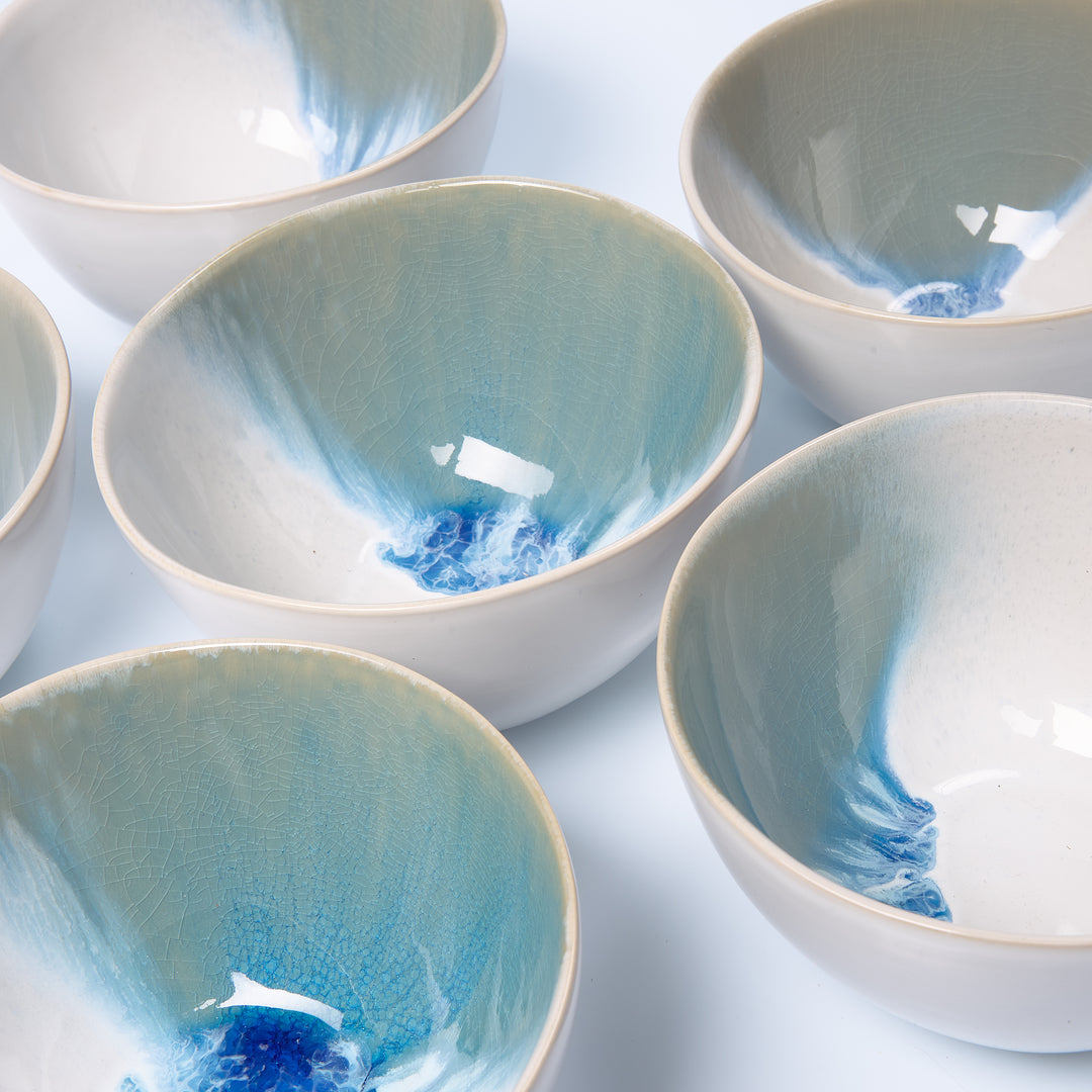 Detail des blauen Glasurverlaufs im Inneren der Müslischale groß EBB &amp; FLOW blau